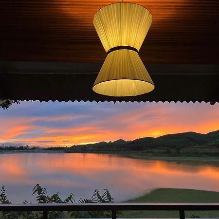 Nguyen Shack Retreat Resort Phong Nha Exteriör bild